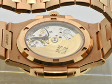Load image into Gallery viewer, Patek Philippe Nautilus 5711/1R-001 in Red Gold
