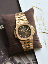 Load image into Gallery viewer, Patek Philippe Nautilus 5711/1R-001 in Red Gold