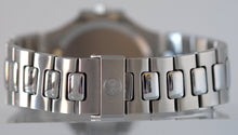 Load image into Gallery viewer, Patek Philippe Nautilus Ref. 3700/1