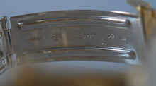 Load image into Gallery viewer, Vacheron Constantin 222 Jumbo Gold