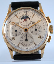 Load image into Gallery viewer, Universal Genève Tri-Compax with Moonphase
