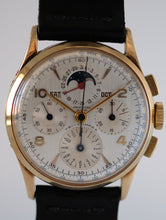 Load image into Gallery viewer, Universal Genève Tri-Compax with Moonphase