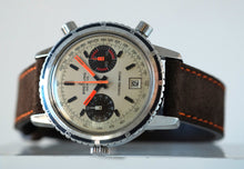 Load image into Gallery viewer, Breitling Chrono-Matic Re. 2110