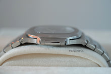 Load image into Gallery viewer, Patek Philippe Nautilus 5711/1A