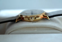 Load image into Gallery viewer, Universal Genève Compax Ref. 12314