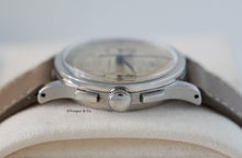 Load image into Gallery viewer, Universal Genève Compur