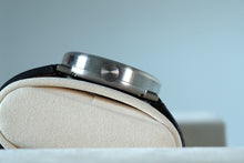 Load image into Gallery viewer, Ochs Und Junior Annual Calendar