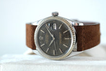 Load image into Gallery viewer, Rolex Datejust Ref. 1603 with "Tropical" Dial