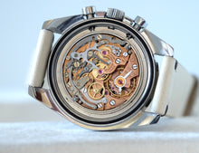 Load image into Gallery viewer, Omega Speedmaster "Grey Ghost" 105.012-66 CB