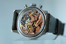 Load image into Gallery viewer, Breitling AOPA Navitimer Ref. 806, Circa 1965