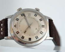 Load image into Gallery viewer, Jaeger-LeCoultre Alarm Memovox E855