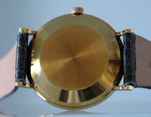 Load image into Gallery viewer, Universal Genève Chronometer 28