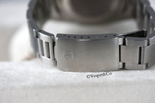 Load image into Gallery viewer, Rolex GMT Master Ref. 1675