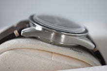 Load image into Gallery viewer, Omega Speedmaster Ref. 105.003 "Ed White" "Tropical"