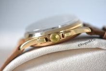 Load image into Gallery viewer, Universal Genève Tri-Compax Triple Calendar Moonphase