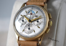 Load image into Gallery viewer, Universal Genève Tri-Compax Triple Calendar Moonphase
