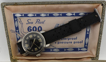 Load image into Gallery viewer, Enicar Seapearl 600