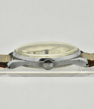 Load image into Gallery viewer, Splendid Calatrava Wristwatch with Small Seconds