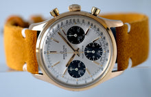 Load image into Gallery viewer, Breitling Chronograph in Gold Ref. 810