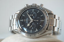 Load image into Gallery viewer, Omega Speedmaster Broad Arrow Re-Edition Ref. 3594.50