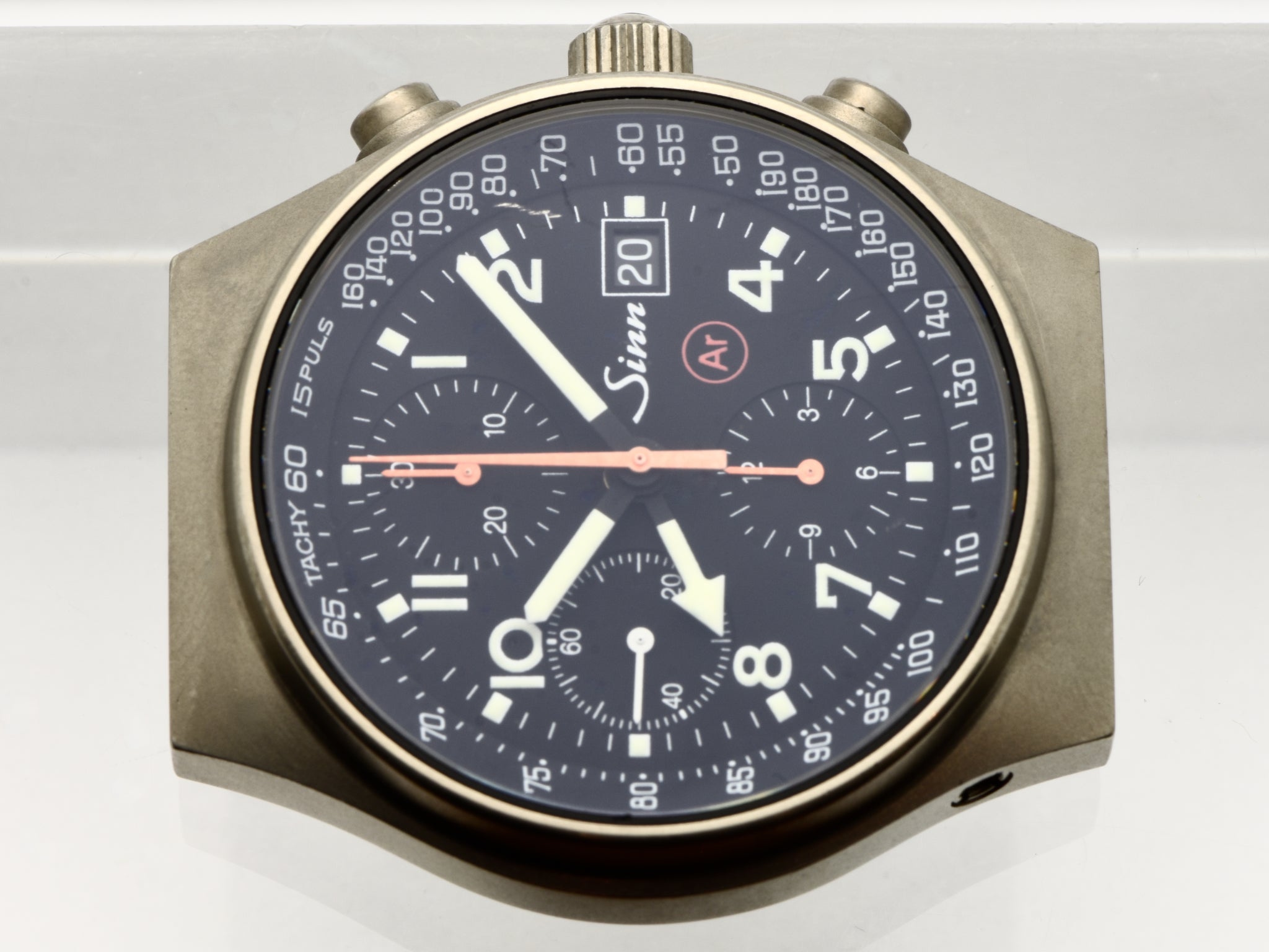 Sinn Modell 144 GMT Ti – Vesper & Co.