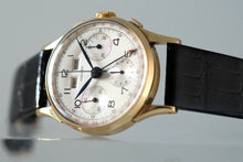 Load image into Gallery viewer, Gallet Triple-Date Chronograph in Yellow Gold
