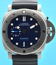 Load image into Gallery viewer, Panerai Submersible BMG-TECH™ 47mm Ref. PAM00692
