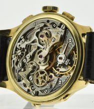 Load image into Gallery viewer, Movement: Valjoux 72, gilt brass, 17 jewels, straight-line lever escapement, monometallic balance with screws, blued steel over-coiled balance spring, index regulator, signed Minerva.
