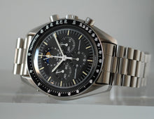 Load image into Gallery viewer, Omega Speedmaster Moonphase &quot;Speedy Moon&quot; ST 345.0809
